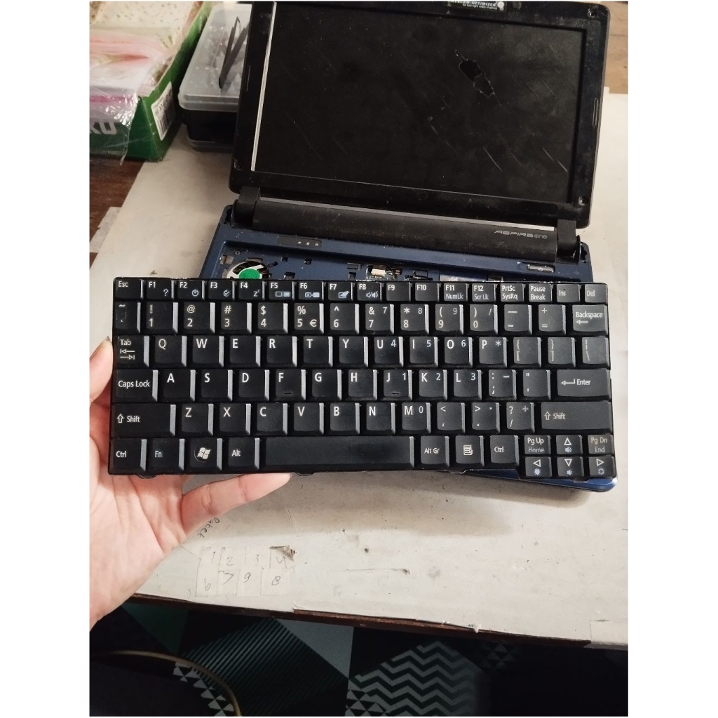 keyboard Acer aspire one D250
