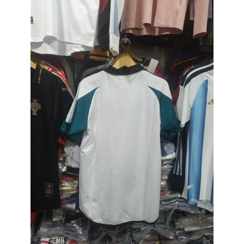 JERSEY RETRO NEWCASTLE UNITED AWAY 1999-2000