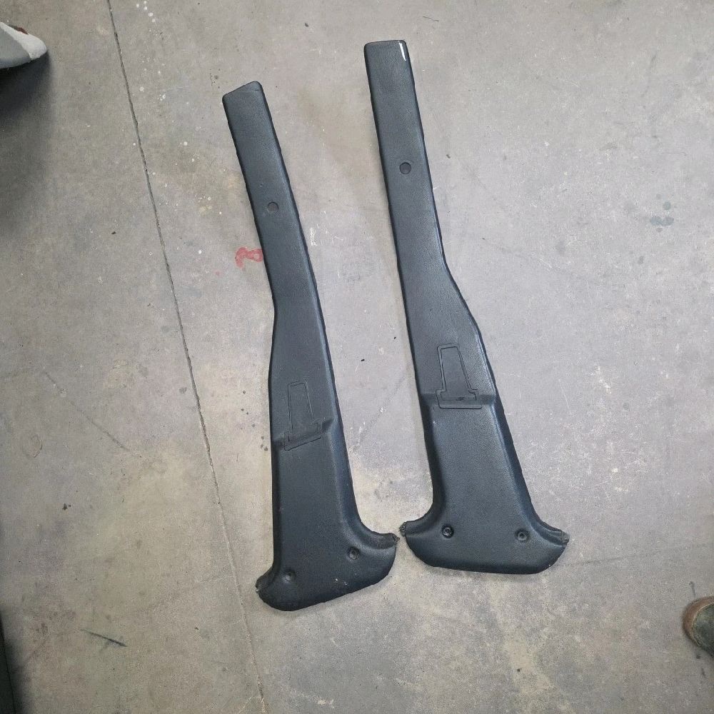 Pilar B Copotan BMW E30 untuk Mobil BMW E30 Kualitas Terbaik