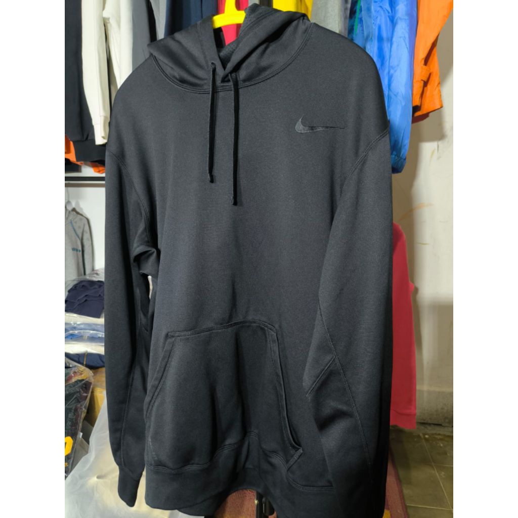 hodie nike therma fit