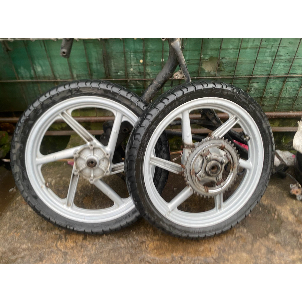 velg set ring 18 ori tiger lama enkei kondisi sesuai foto video