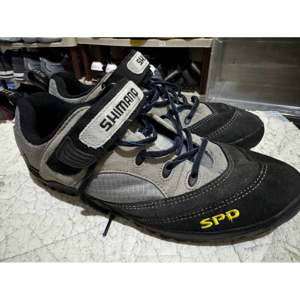 Sepatu Shimano Size 46