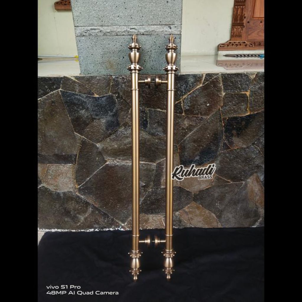 Handle pintu kuningan antik / gagang pintu motif gotrii antik 100 cm