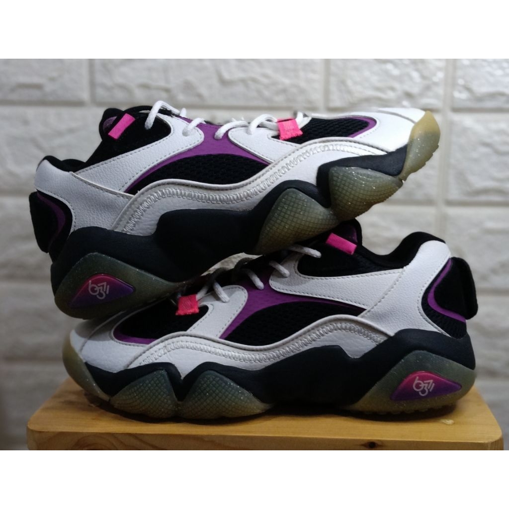 Peak Taichi 6371 size 40