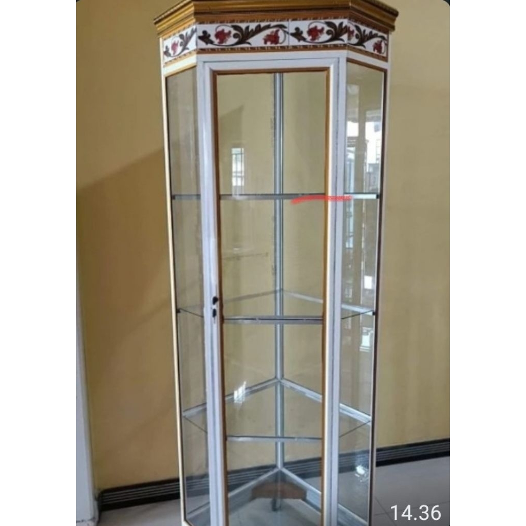 LEMARI DISPLAY BULAT/ LEMARI TAS LEMARI BONEKA/ ETALASE KACA