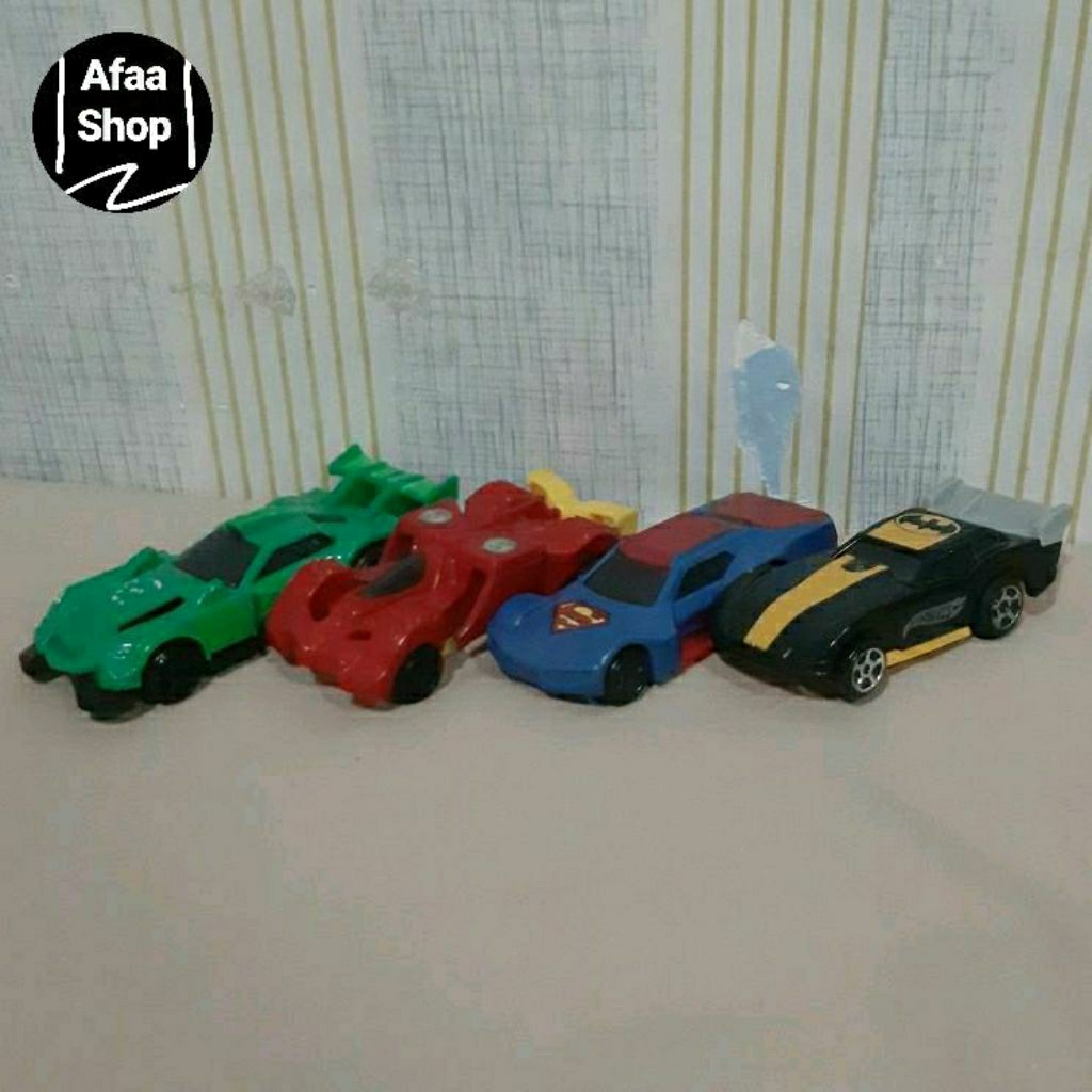 Mainan preloved happy meal mcd 2016 car mobil diecast hotwheels justice league batman, superman, fla