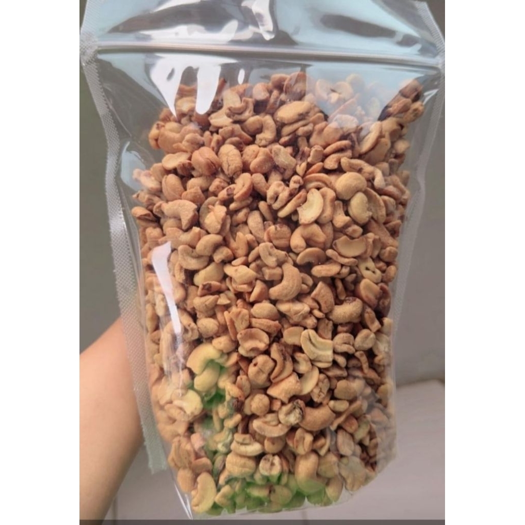 Kacang Mede Mentah pecahan 1kg