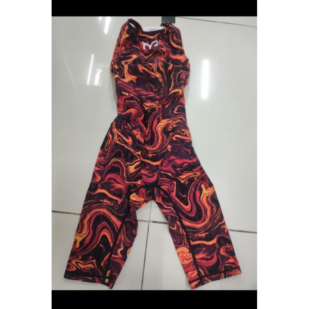Baju renang TYR thersher