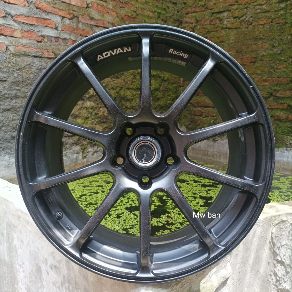 velg r18 pcd 5x114 advan