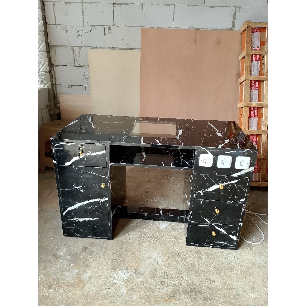 Meja Nailart/Meja Kerja(120x45x75)