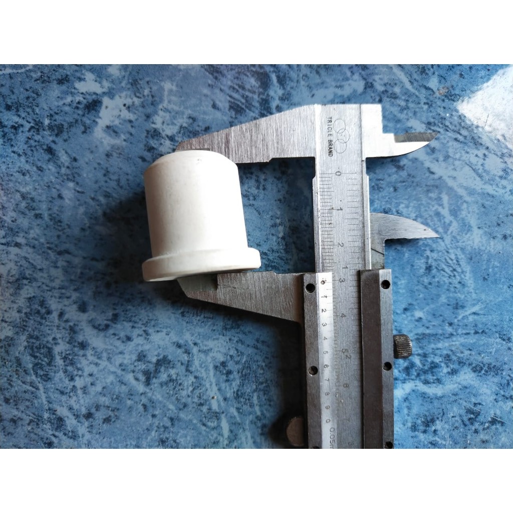 Dudukan Keramik Isolator Heater Isolator Ceramic Heater lubang 17 mm x Bahan Berkualitas