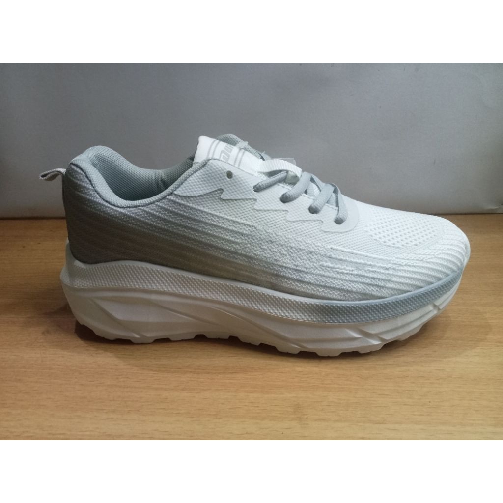 Sepatu Running Duff Flamira - Putih/Abu