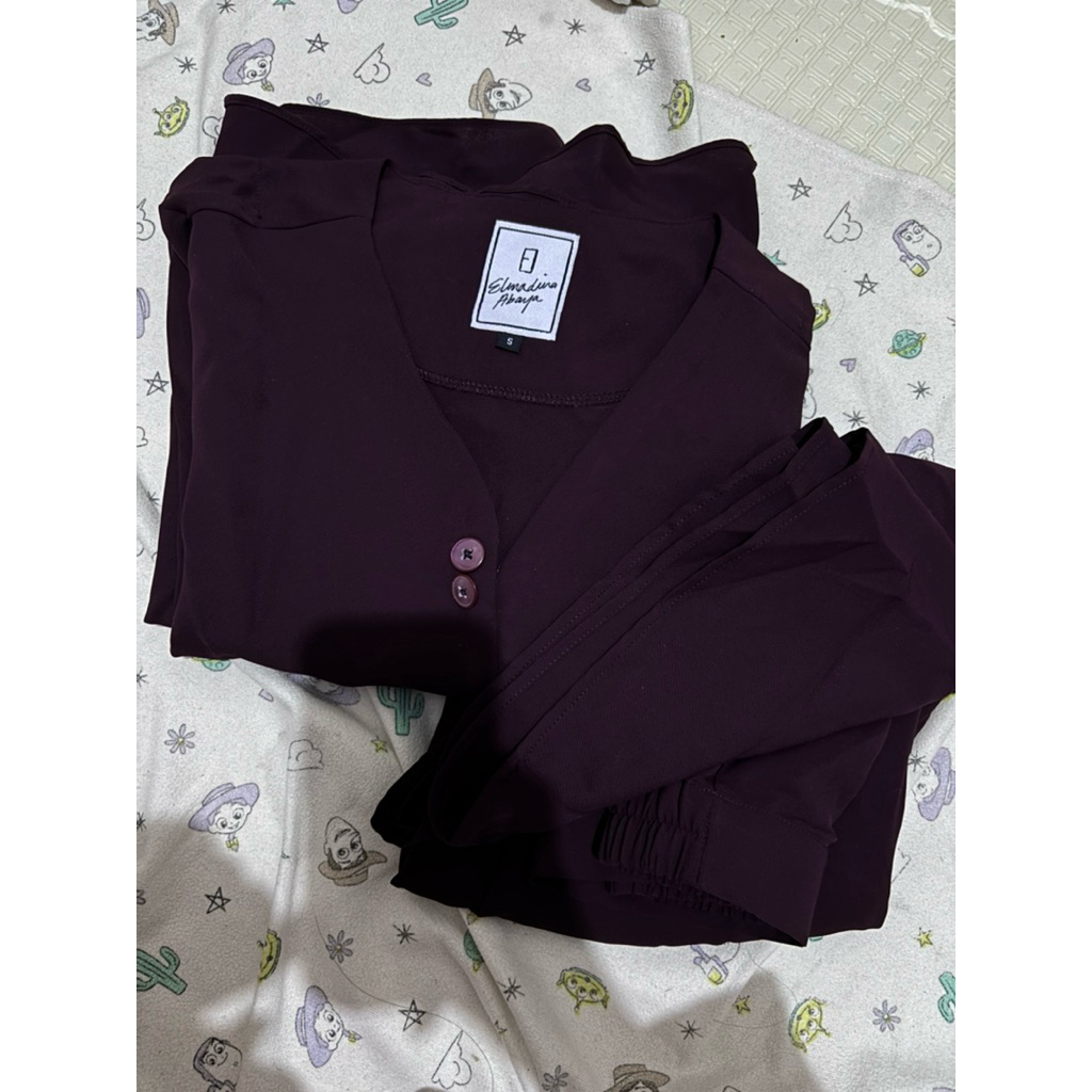 PL JAKSET DARK MAROON SIZE S by Elmadina Abaya