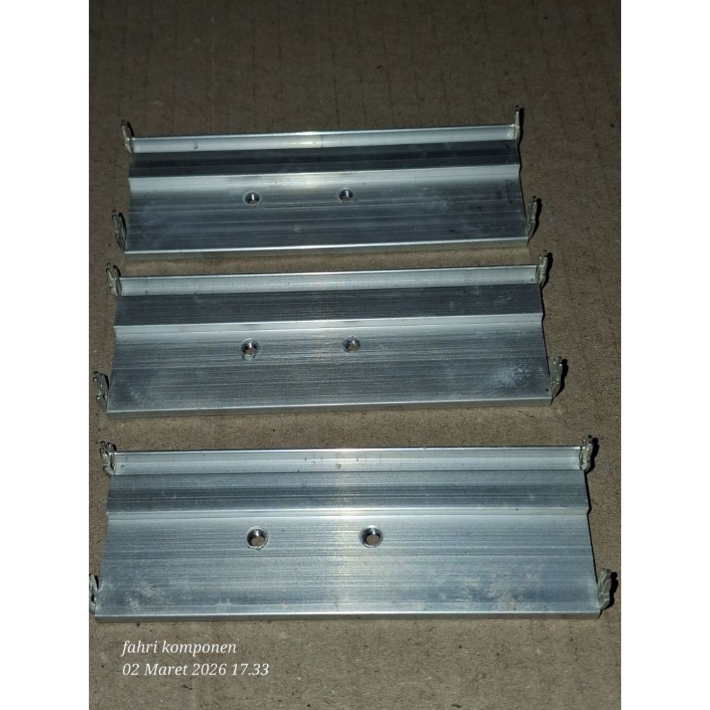 HEATSINK PENDINGIN PANJANG BEKAS CABUTAN 8.4CM TEBAL 5MM