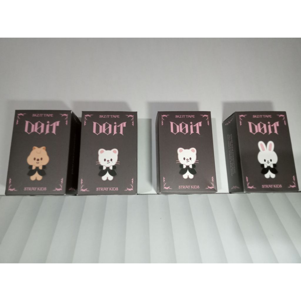 SKZOO FIGURE CLIMBING VERSION MD DO IT STRAY KIDS OFFICIAL