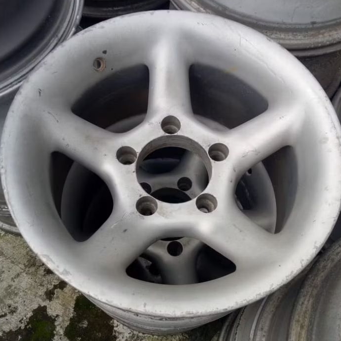 Velg Original Feroza ring 15x7inch lobang 5 pcd 139.7