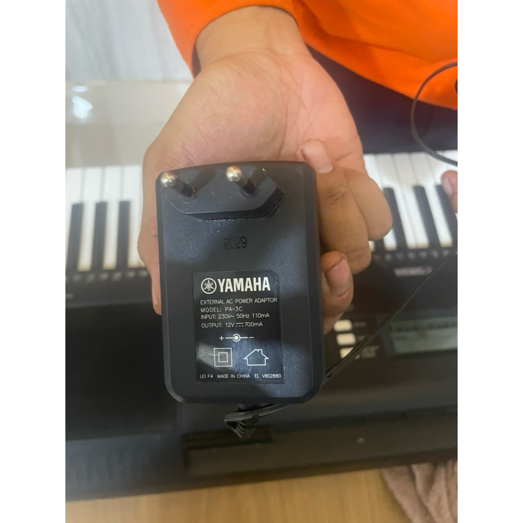 Yamaha Psr E 373
