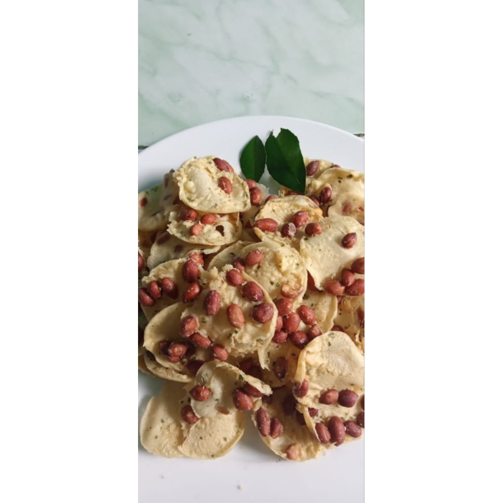 Peyek Kacang Tanah 1 kg - Renyah, Gurih, Tanpa Pengawet