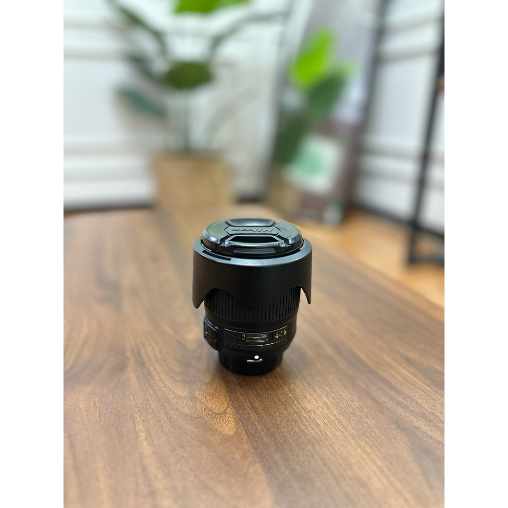 Lensa Nikon 28mm f1.8