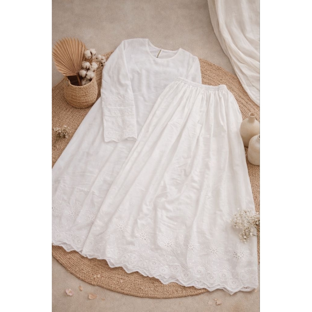Setelan Katbol Putih Bordir Premium | Tunik panjang & Rok