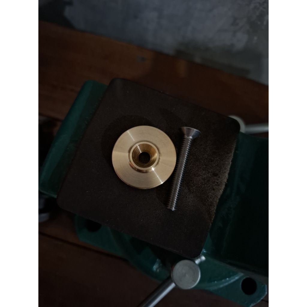 Edsen Top Cap Brass Stem