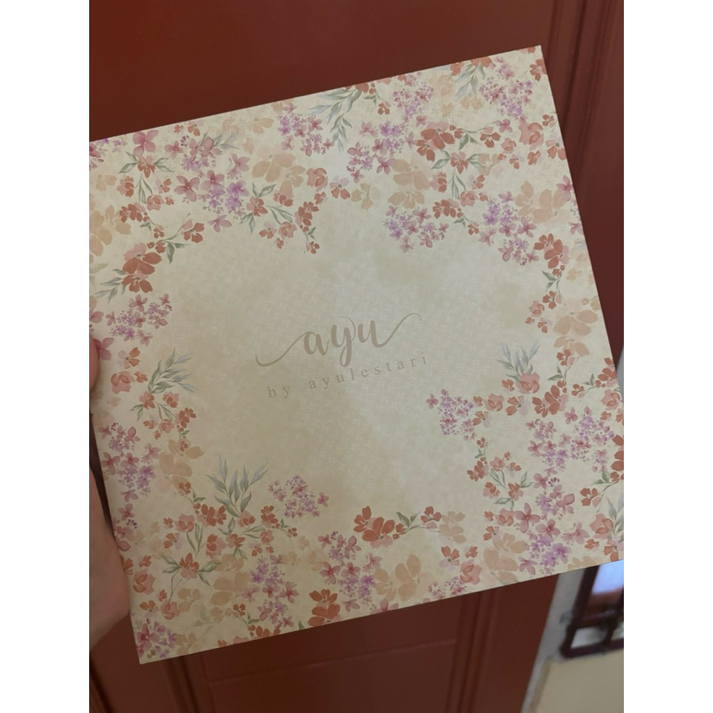 Ayu by ayu lestari scarf new