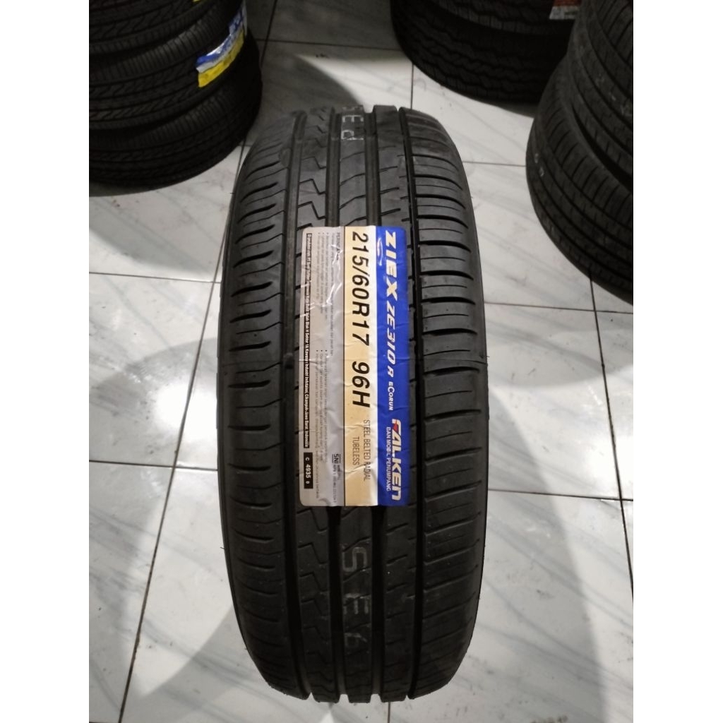 Ban Mobil 215/60 R17 96H Falken