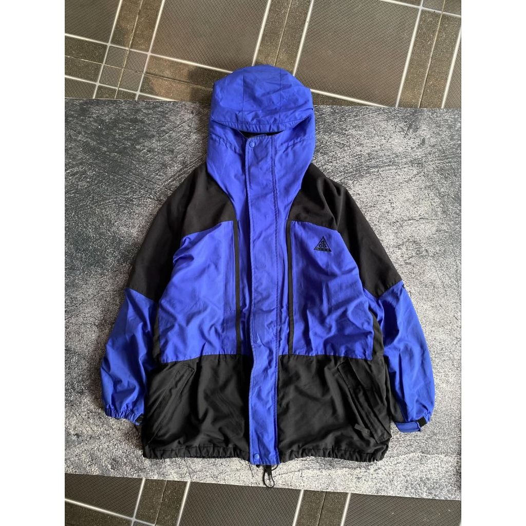 Vintage ACG mountain parka jacket gorpcore Authentic