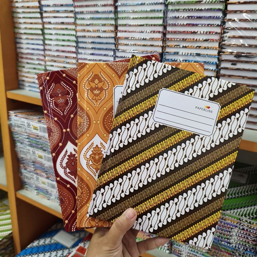 Buku Tulis Hard cover Ukuran Kwarto A5 / Buku tulis hard cover / buku batik A5