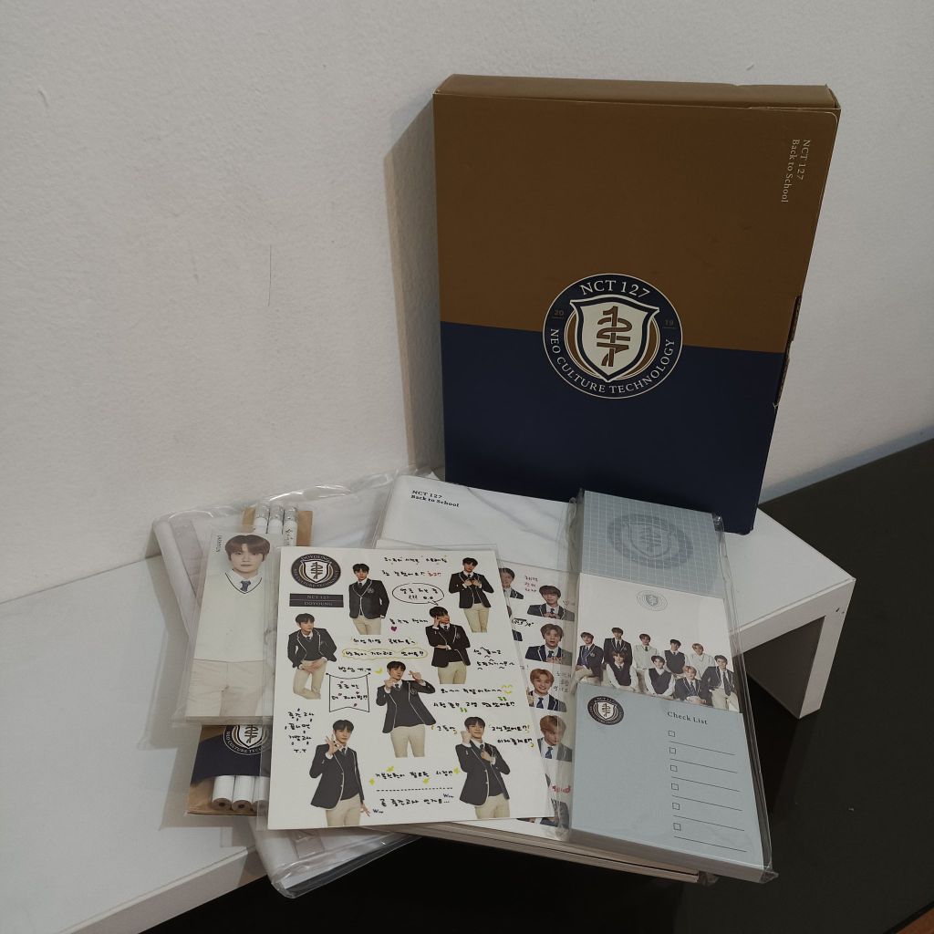 Back To School Kit 2019 NCT 127
