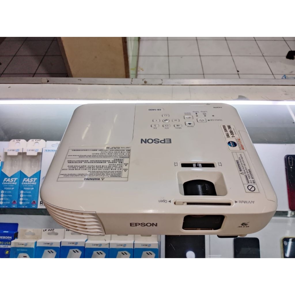 Proyektor epson eb-s400