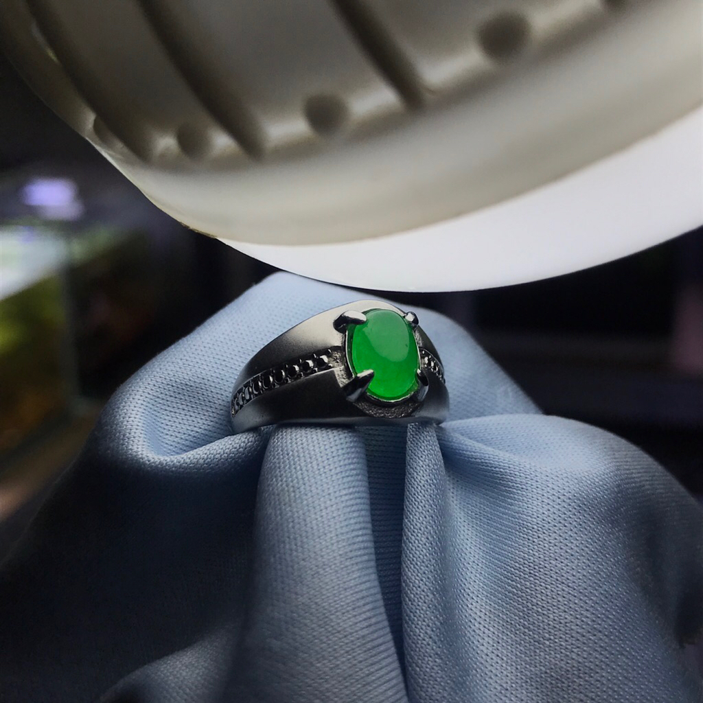 CINCIN NATURAL GIOK BURMA RING TITANIUM