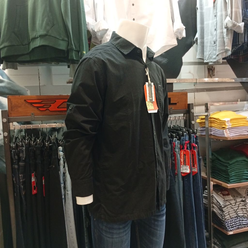 KEMEJA PRIA CARDINAL CASUAL SLIMFIT WARNA HITAM