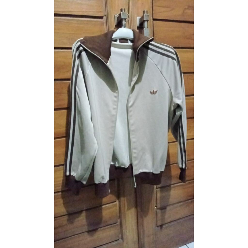 original vintage Adidas Descente