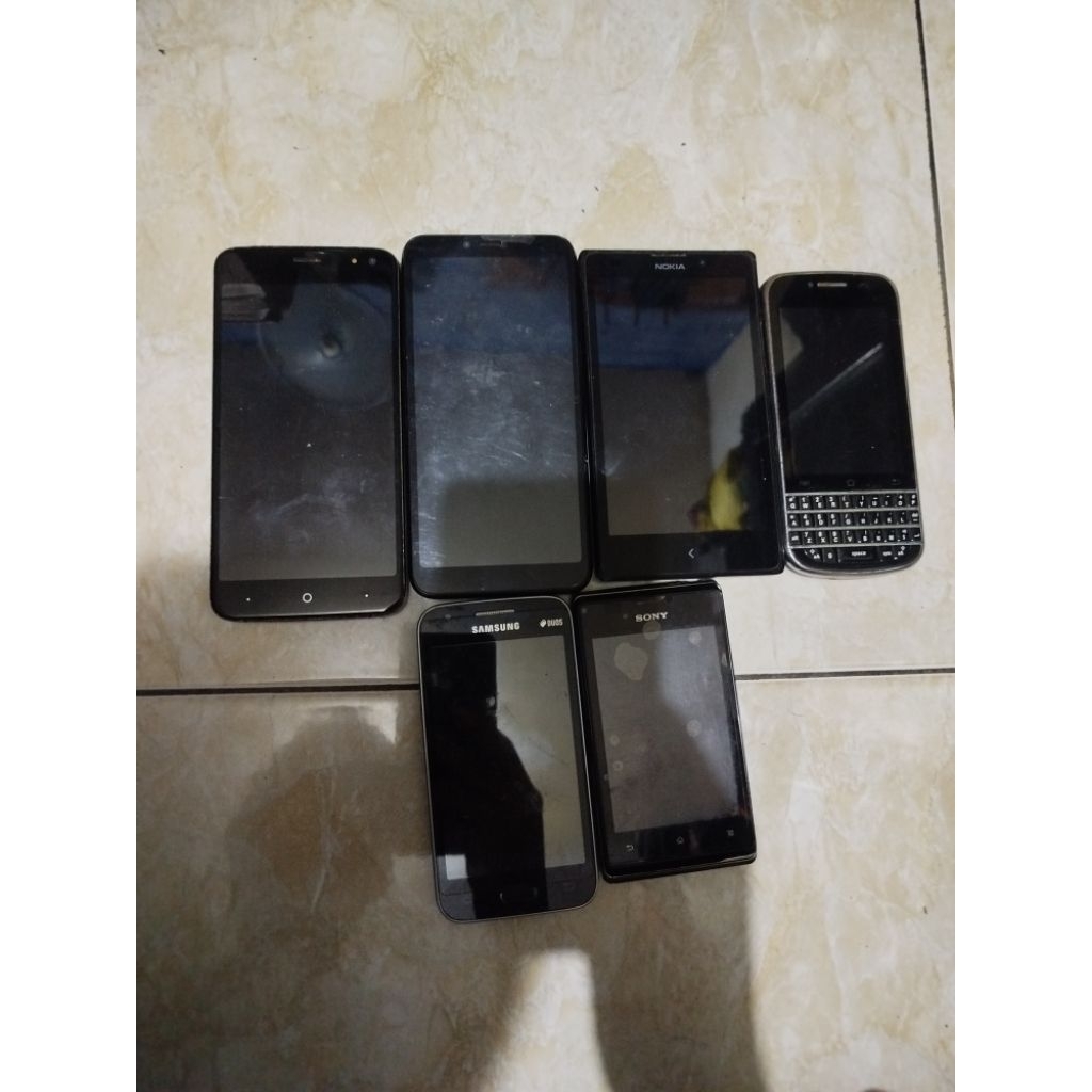 Hp Rusak/Gambling Borongan