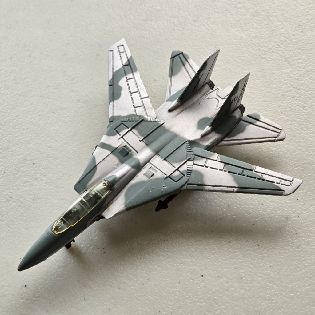 Mainan Diecast Pesawat Maisto F-14