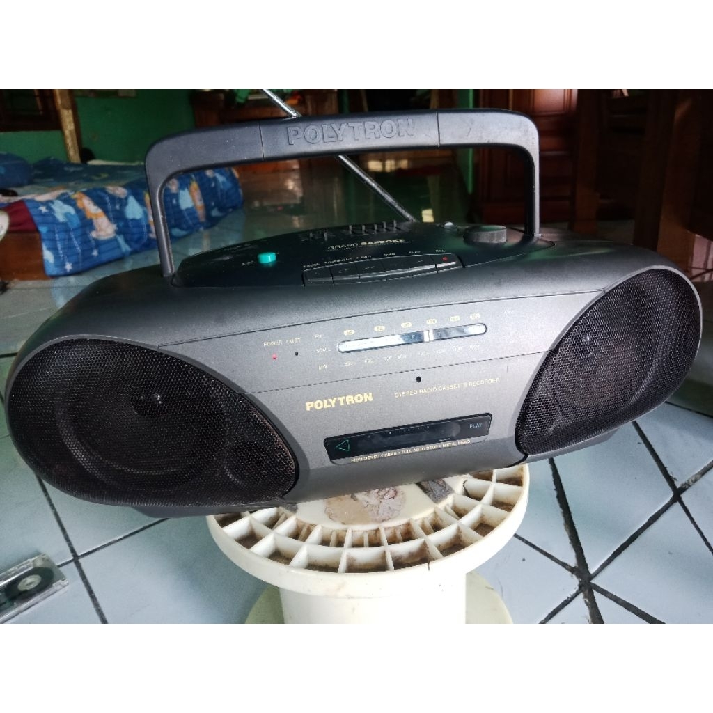 compo capsul polytron psc-612c radio/tape second masih sangat normal semua