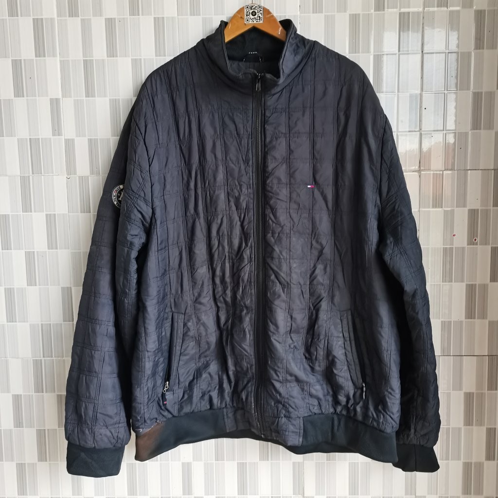 A774. JAKET VINTAGE TOMMY HILFIGER SIZE XL WARNA HITAM PRELOVED