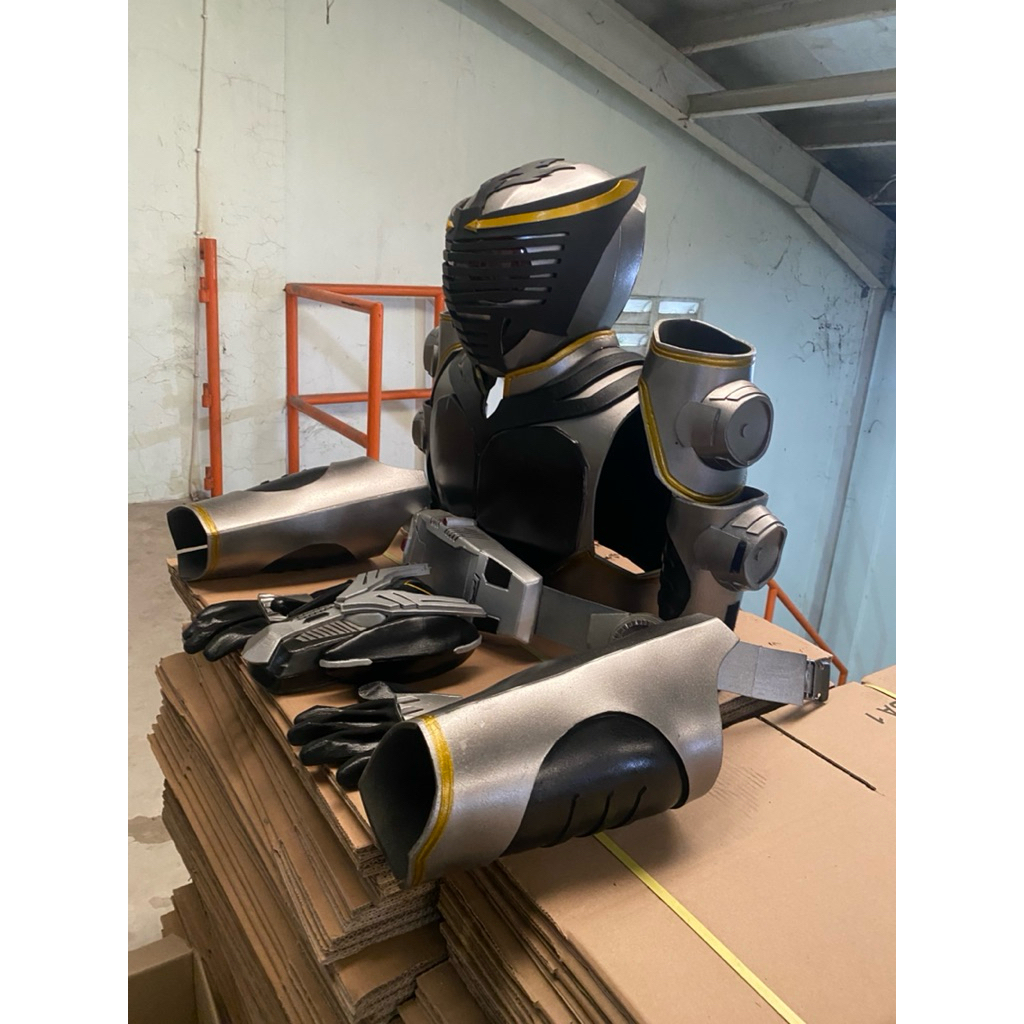 costum kamen rider ryuga