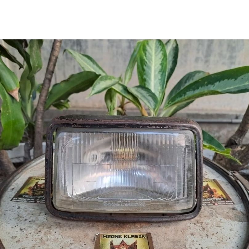 reflektor lampu depan honda gl100 gl125 win100 ORIGINAL reflektor lampu depan honda win 100 reflekto