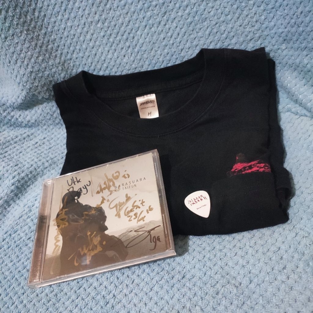CD Barasuara Taifun Kaos Barasuara Jalaran Sadrah Pick Gitar