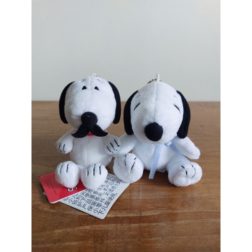 Keychain Snoopy Mustache & Keychain Snoopy Pita