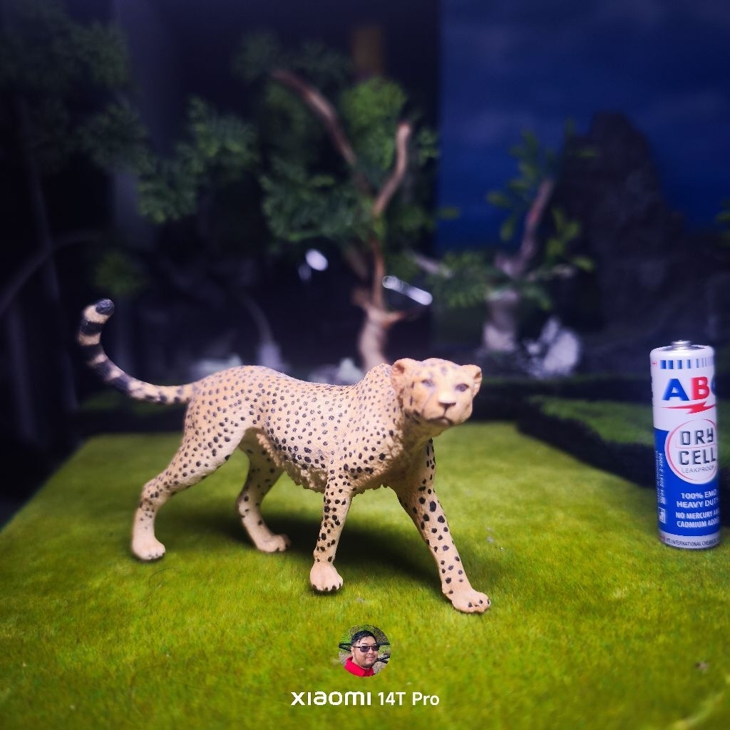 schleich Cheetah figure