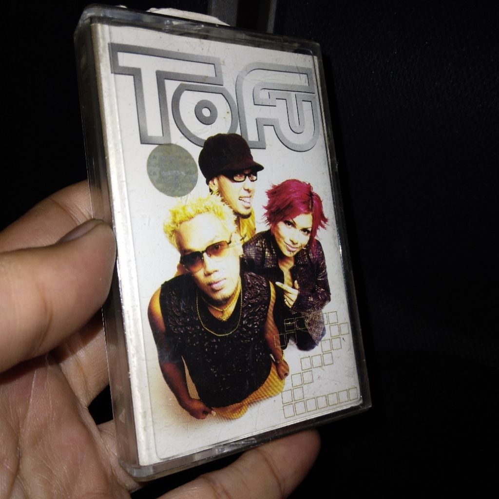 Kaset Tofu Self Titled