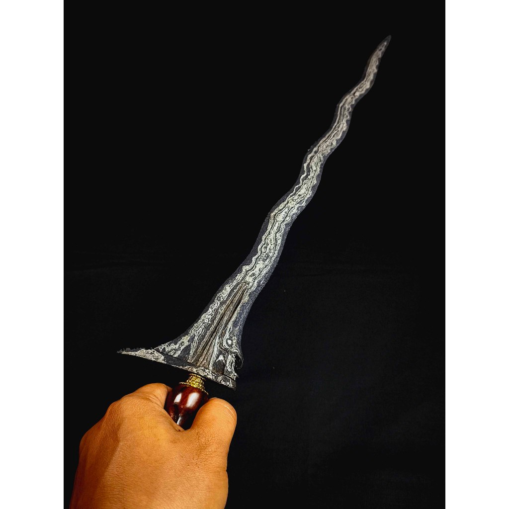 Keris Luk 9 Panimbal Pamor Untu Walang