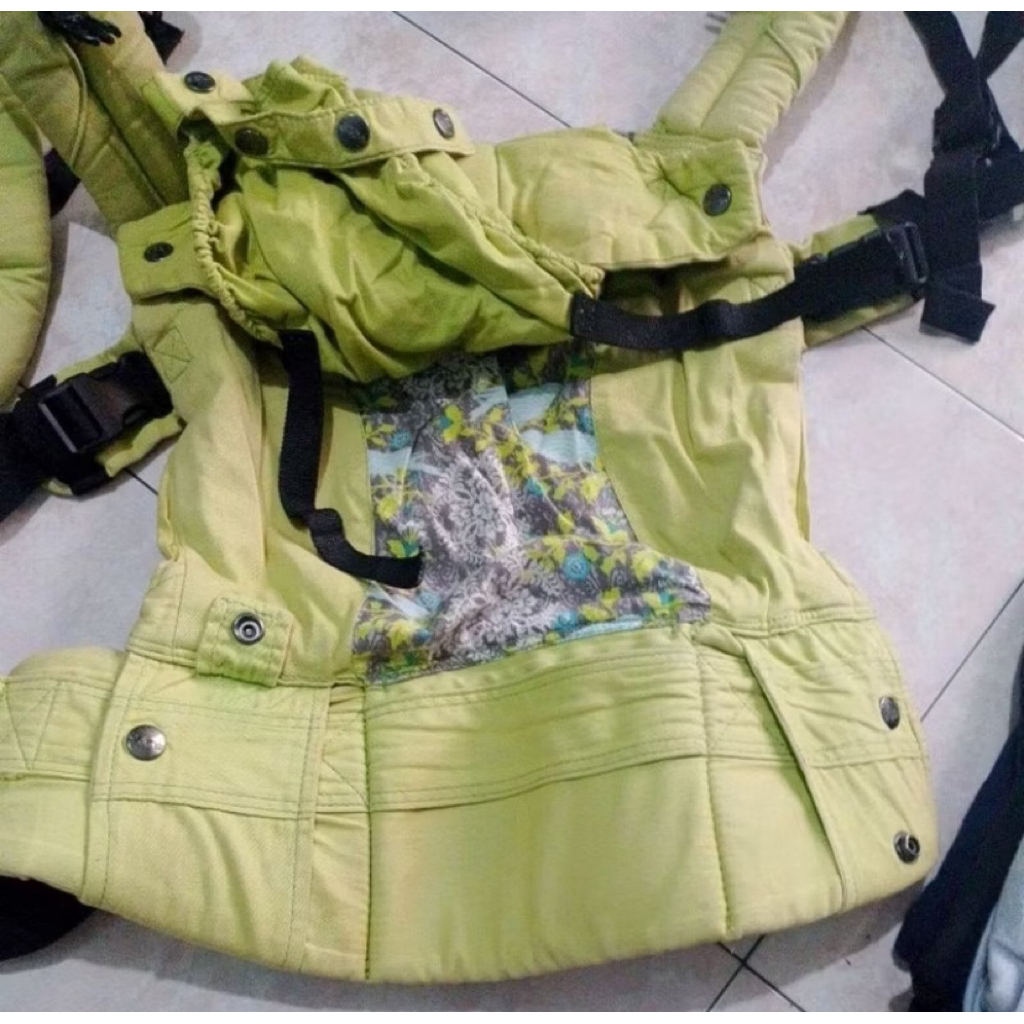 prelove gendongan lille baby