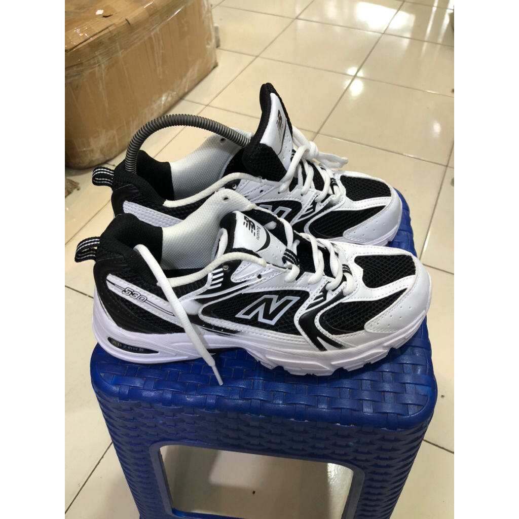 NB 530 White Black