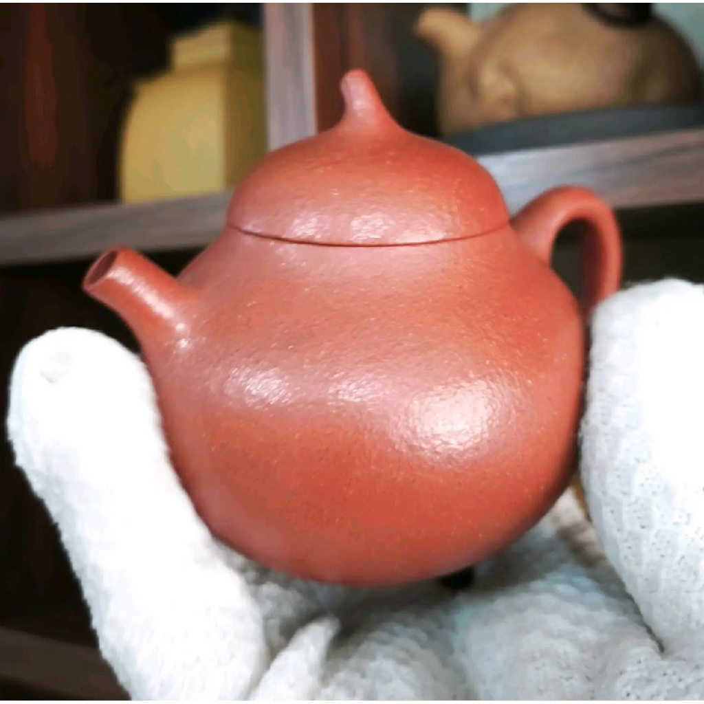 Authentic Yixing Zisha Small Pear Teapot