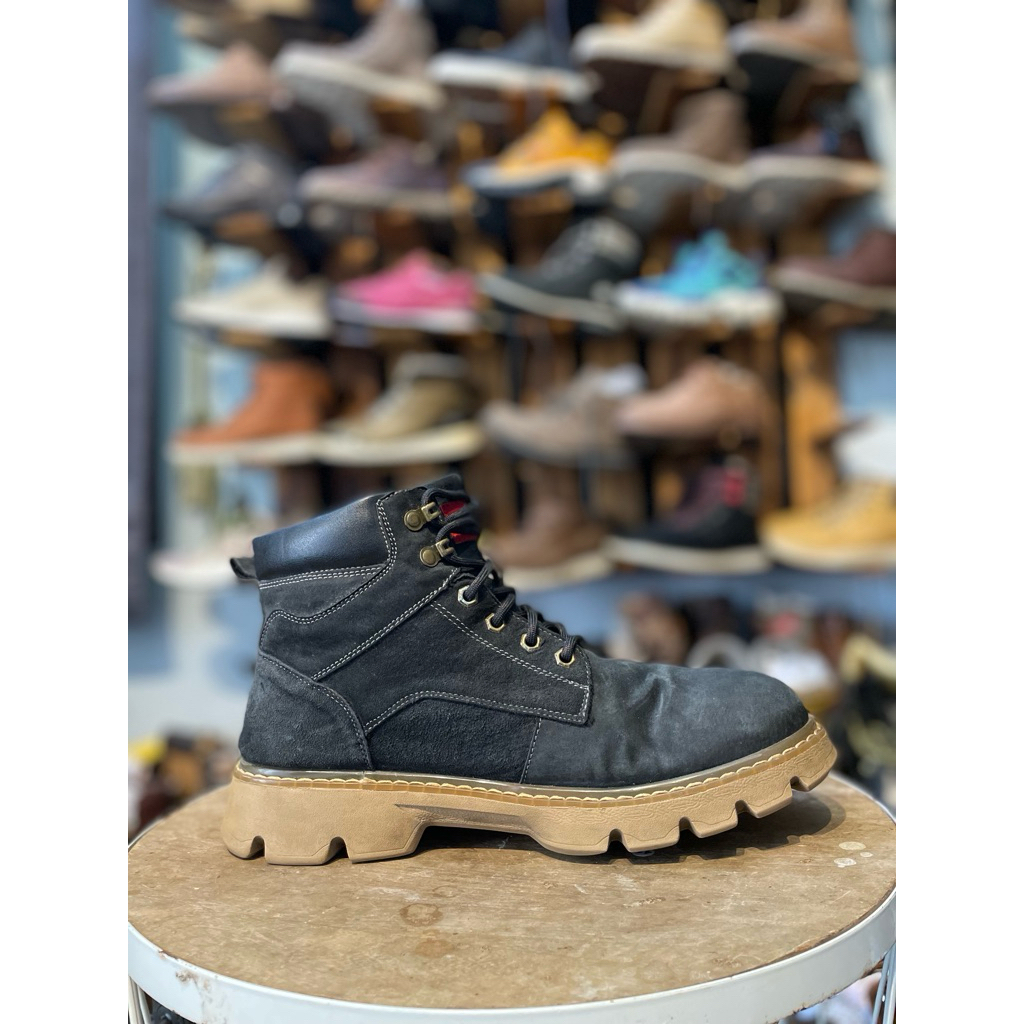 Sepatu  boot boots  - size 43  - dickies  - Leather