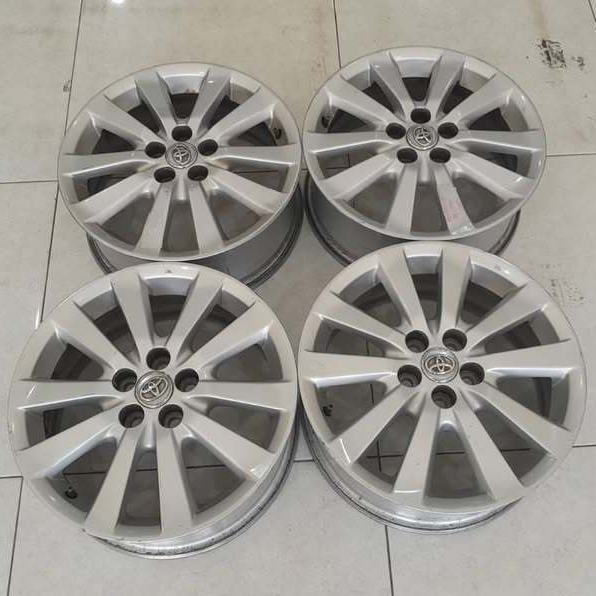 Velg Mobil Bekas Altis R16 Silver Buat Sienta Avanza Xenia dl